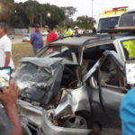 27 09 acidente entre carreta e carro 12