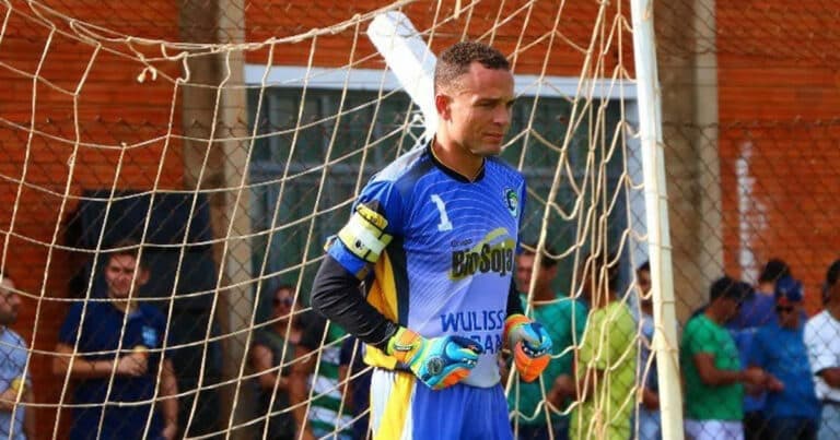 20 01 20 goleiro vitima de cancer