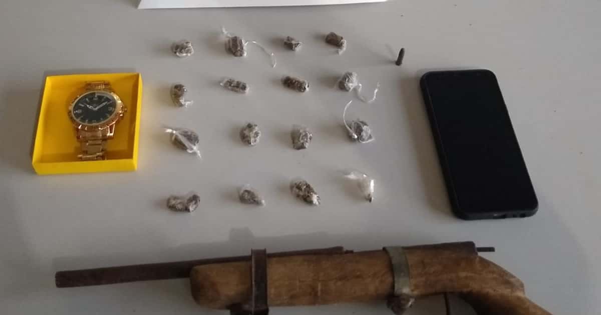 16 06 20 jovem tenta mentir para pm mas acaba preso