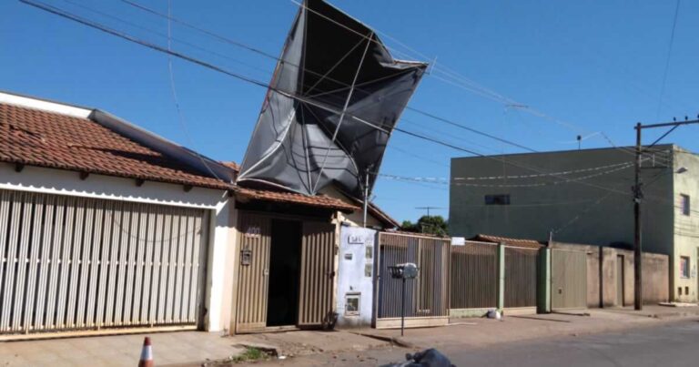 25 08 20 tenda fiacao de joao pinheiro
