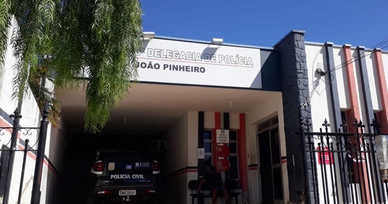 12 09 20 policia de joao pinheiro