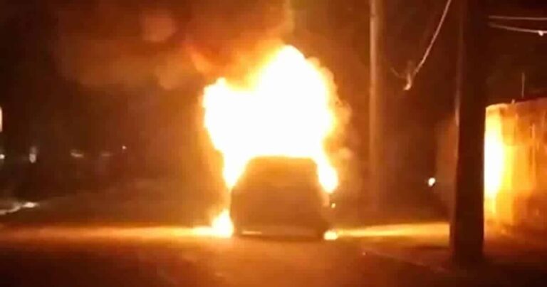 16 09 20 fogo carro em JK