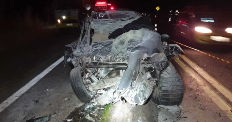 06 10 20 acidente fatal na 040 proximoa sao goncalo do abaete 3