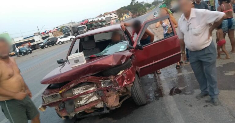 13 10 20 acidente na br 040 em joao pinheiro capa