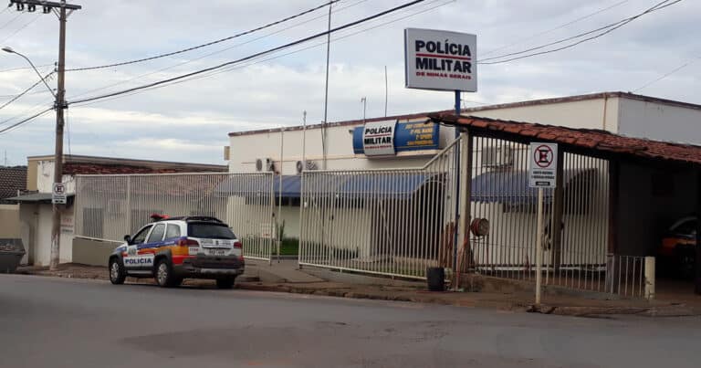 23 10 20 caminhoneiro para na br040 e acaba sendo roubado