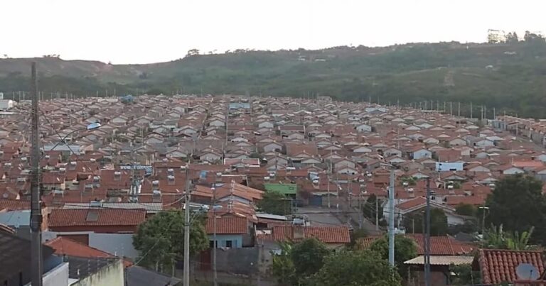 06 11 20 indenizacao moradores patos de minas