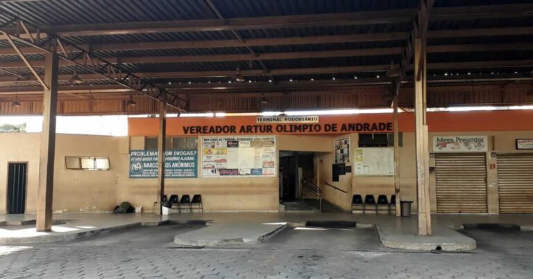 01 12 20 comercio da rodoviaria roubado em joao pinheiro