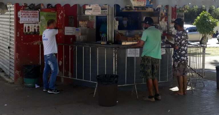 01 12 20 multa clientes aglomeracao