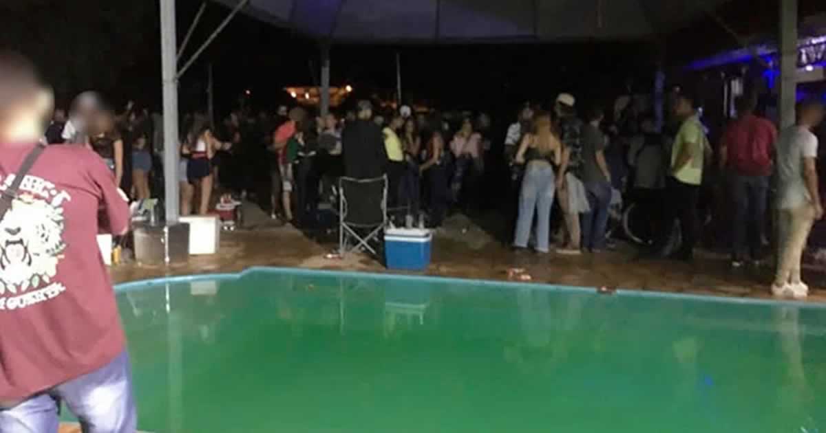 14 12 20 festas em patos de minas 1