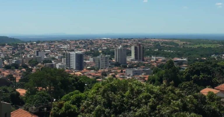 14 12 20 tempo em joao pinheiro