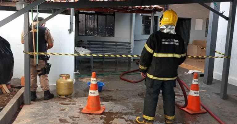 05 01 21 idosa morre carbonizada