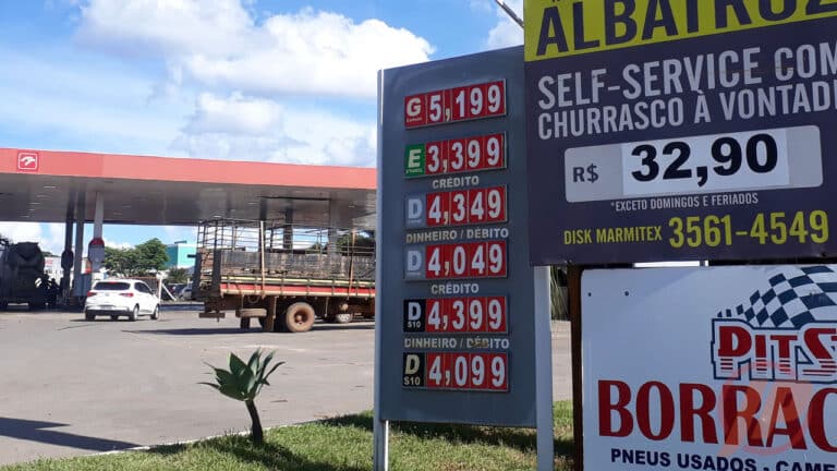 09 02 21 preco gasolina em joao pinheiro