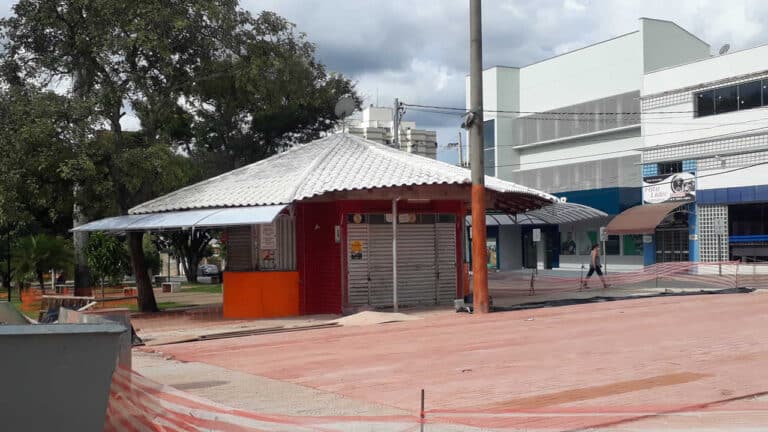 01 03 21 trailers voltam a funcionar em joao pinheiro