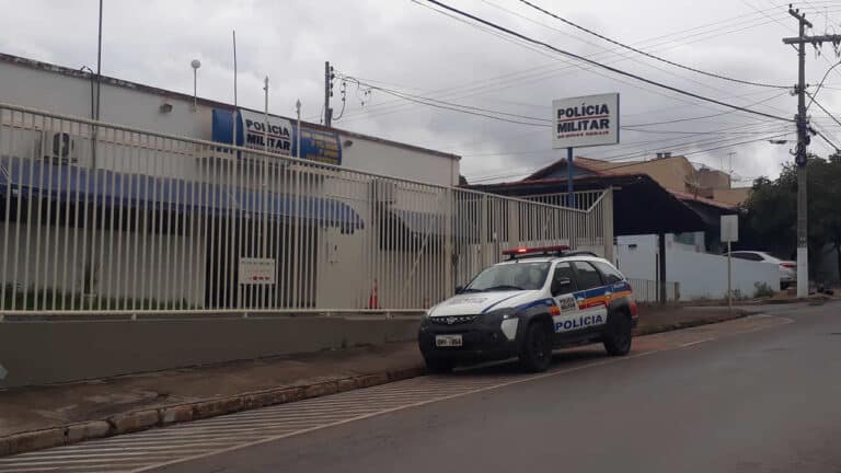 18 03 21 homem sai pra trabalhar e ladrao aproveita aportunidade
