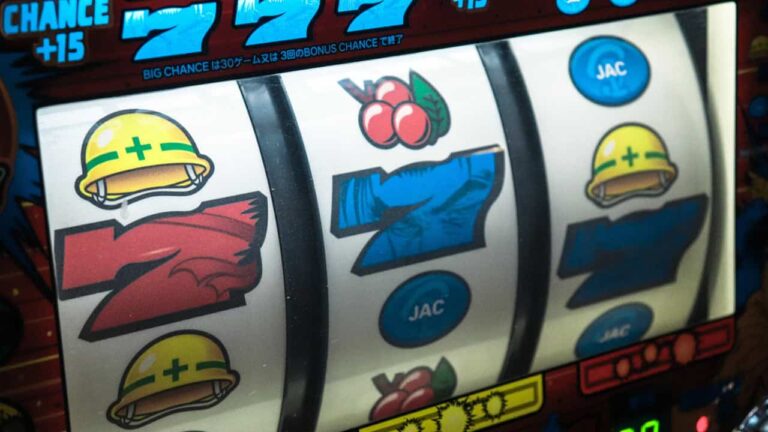 18 03 21 pachinko jogo imagem