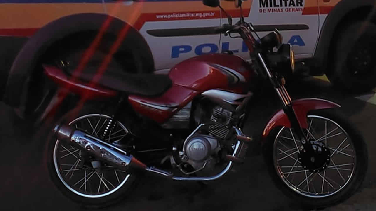 22 03 21 motocicleta recuperada em joao pinheiro 1