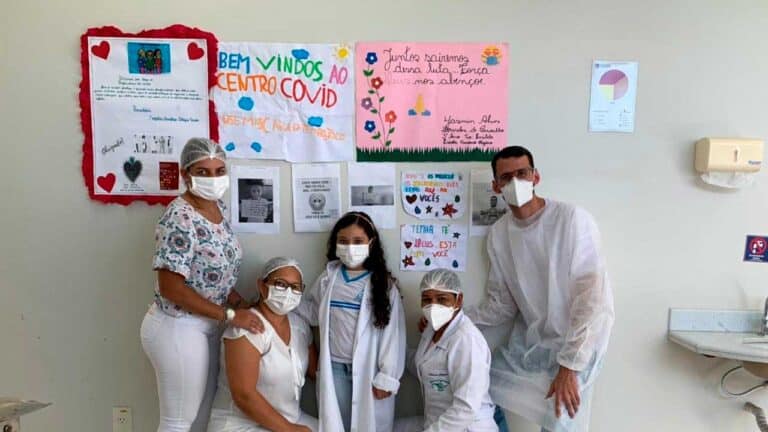 Fotos dos cartazes feito por alunos
