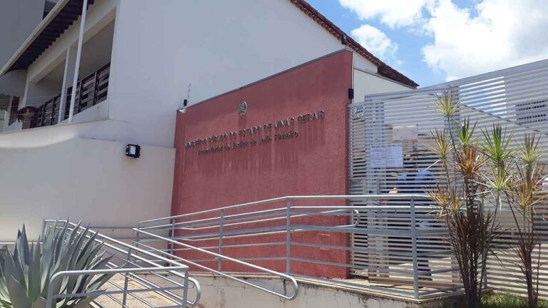 Fachada prédio Ministério Público de João Pinheiro