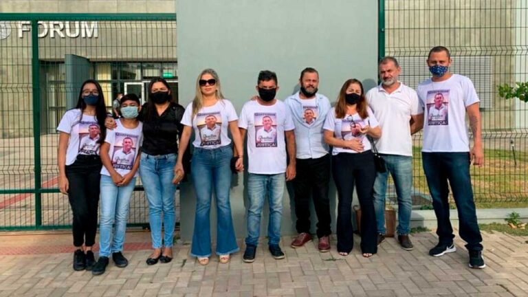Família do Sorriso que esteve no tribunal do júri