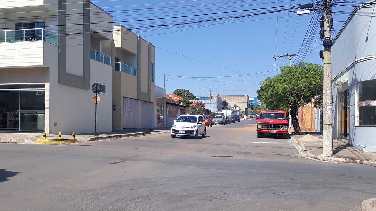 Rua Aparício Saraiva próximo ao local do furto