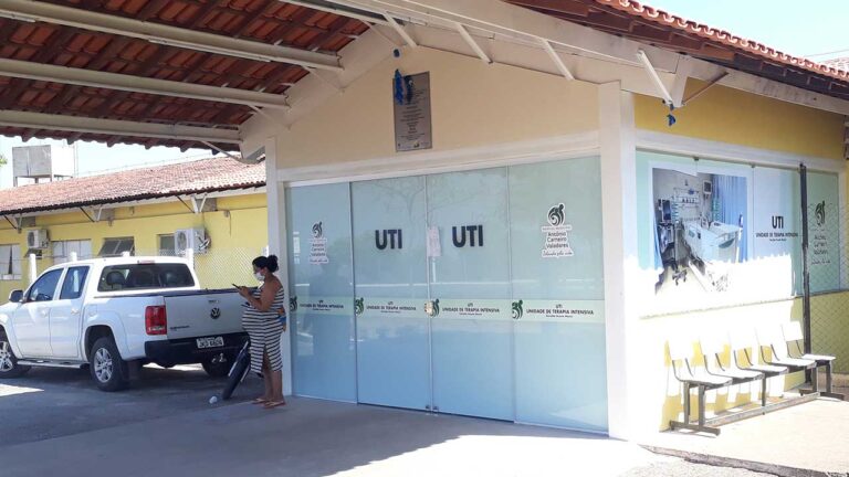 Fachada da UTI da cidade de João Pinheiro