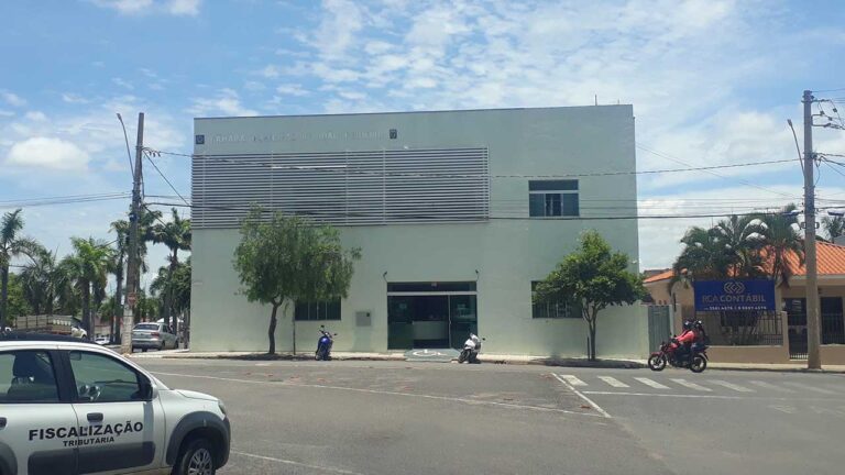 Prédio da Câmara Municipal de João Pinheiro