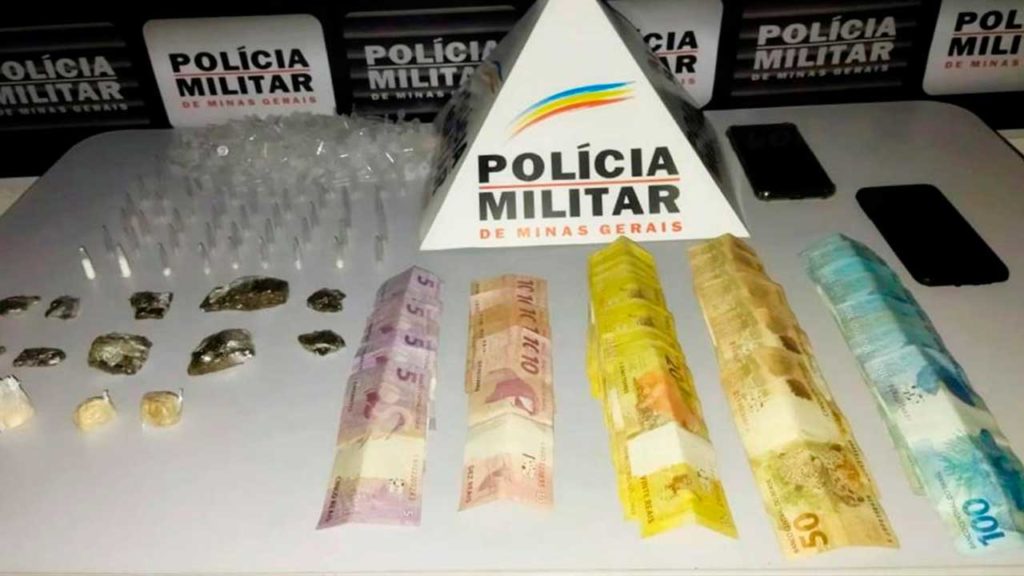 Material apreendido pela Polícia Militar de João Pinheiro
