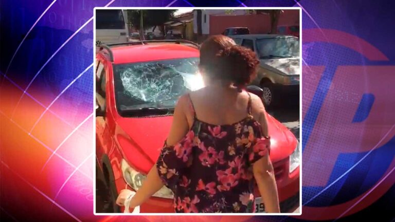 Exato momento em que carro é danificado