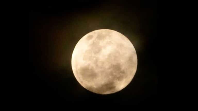 Superlua vista do céu de João Pinheiro