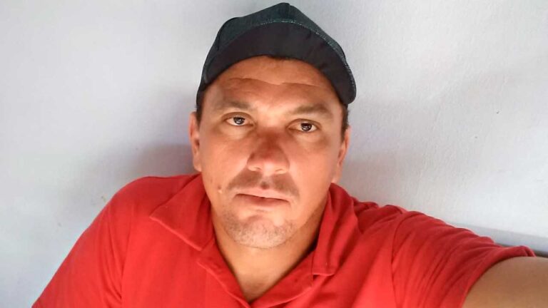 Foto de Cleuberto postada no Facebook