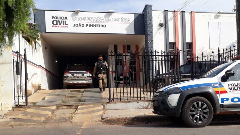 Fachada da delegacia de João Pinheiro