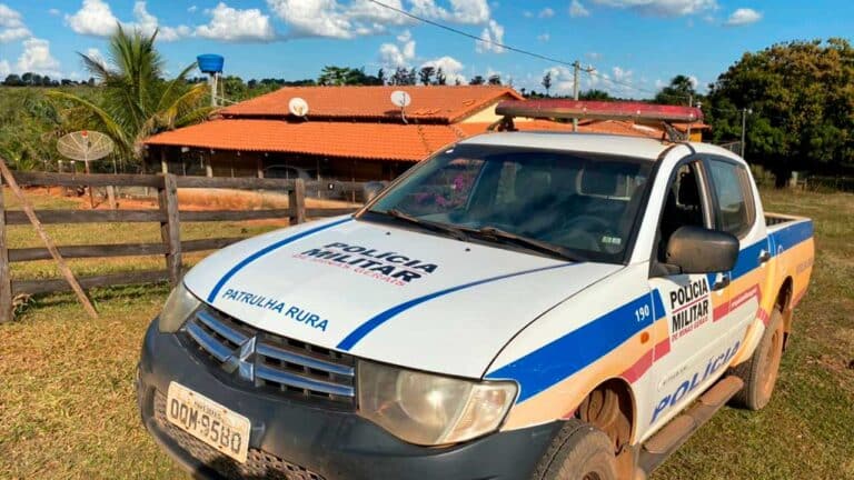 Bandidos fazem janta antes de fugirem de fazenda tomada de assalto em Brasilândia de Minas