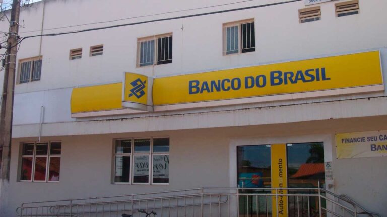 Estelionatário troca cartões e vítima fica com prejuízo de mais de mil reais em Brasilândia de Minas