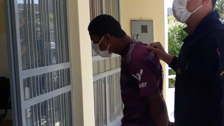 Bandido que assaltou casa no Papagaio é preso pela PM em João Pinheiro; ele cumpria pena no semiaberto