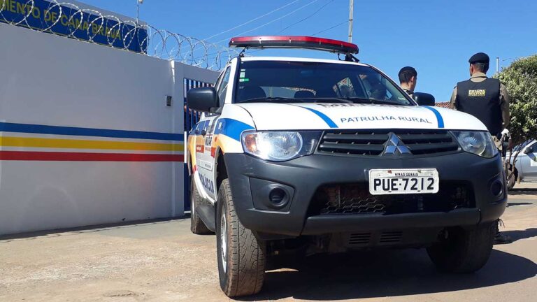 Idoso é esfaqueado por mulher com transtornos mentais em Canabrava, distrito de João Pinheiro