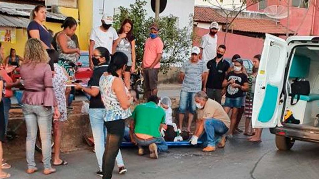 'Na Onda Legal' é atropelado na Avenida Horácio Dornelas em João Pinheiro