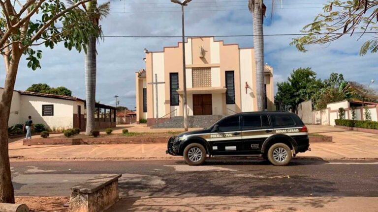 Bandidos rendem padre e roubam cofre com cerca de R$90 mil em Patos de Minas