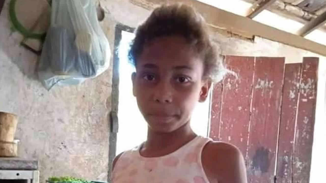Criança de 10 anos encontrada em piscina pode ter sido violentada e assassinada em Brasilândia de Minas