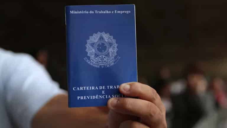 Sine de João Pinheiro oferta 48 vagas de emprego com salários de até R$ 5.000,00