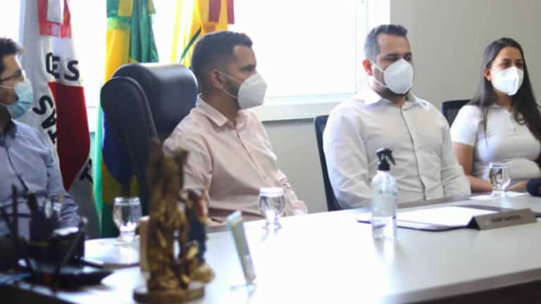 Variante Delta é confirmada em Paracatu; paciente é uma gestante que já recebeu as duas doses da vacina contra a Covid-19