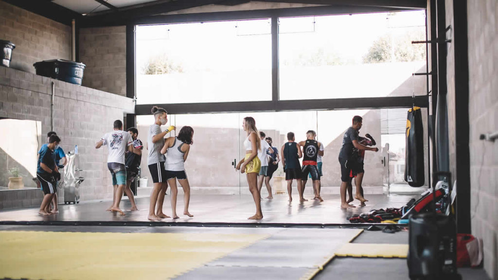 Pinheirense multimedalhista em Jiu Jitsu inaugura academia focada em artes marciais em João Pinheiro