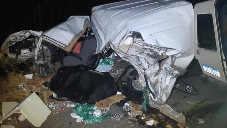 Acidente grave deixa um homem morto na BR-040 em João Pinheiro