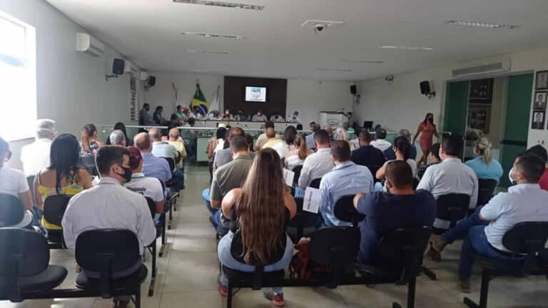 Audiência pública realizada pela Câmara de João Pinheiro discute projetos de expansão da eletrificação rural no município
