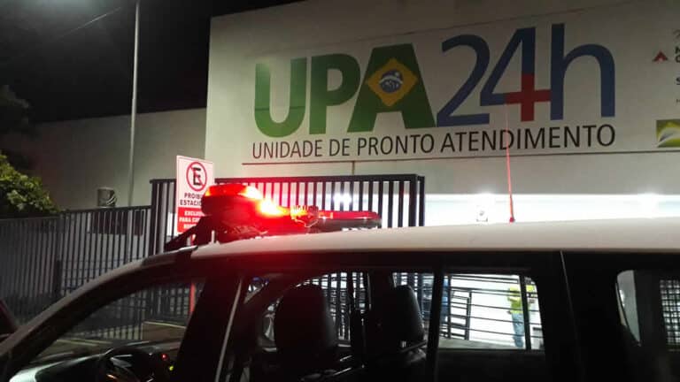 Jovem é socorrido após ser agredido com pauladas na cabeça pelo padrasto em João Pinheiro