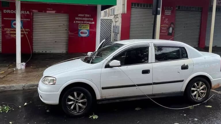 Criança é atingida por fio de alta tensão durante chuva em Minas Gerais