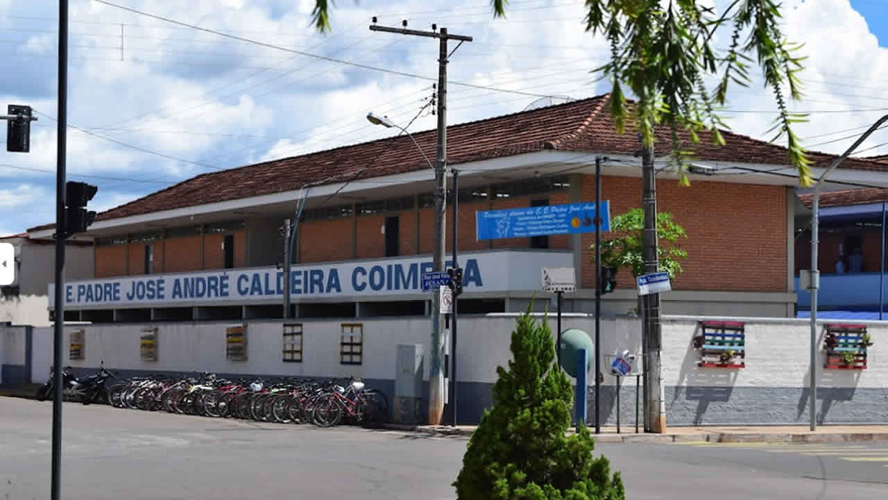 Estudantes de Escola Estadual em Presidente Olegário testam positivo para Covid, as aulas serão suspensas por 14 dias