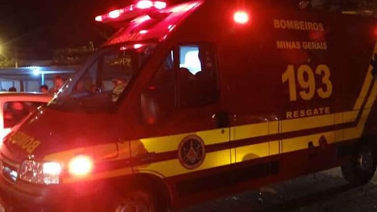Mulher pula de motocicleta em movimento durante discussão na BR-040 em João Pinheiro