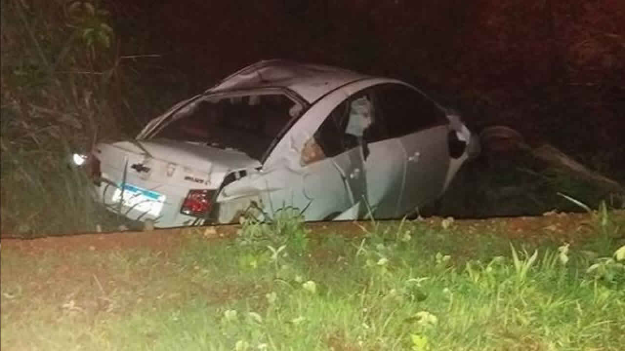 Sem cinto, motorista é arremessado de carro após grave acidente na MG-188, em Paracatu