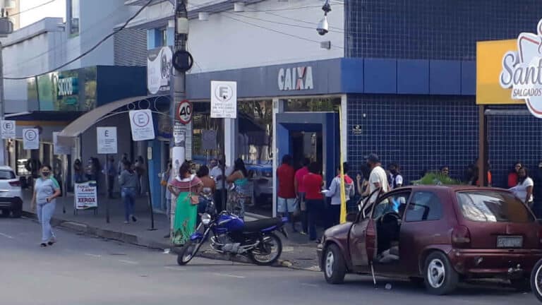 Governo pede devolução de auxílio emergencial recebido indevidamente