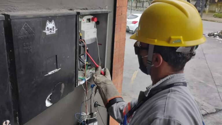'Gato' em luz causou prejuízo de R$ 400 milhões em Minas Gerais para a Cemig em 2021